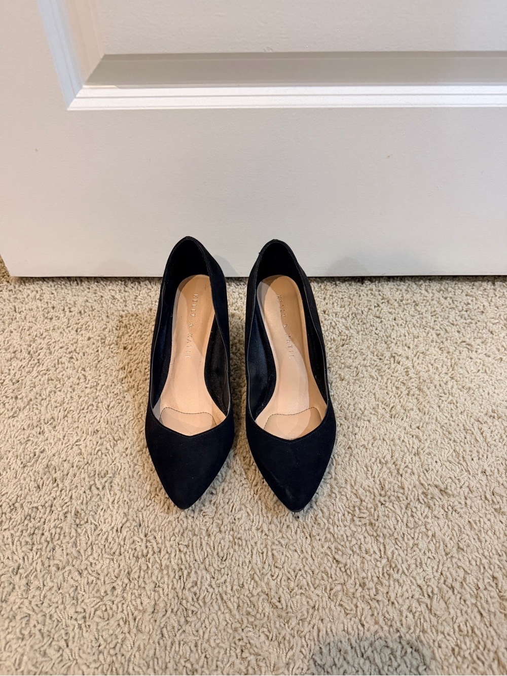 Kelly & Katie Black Pointed-Toe Suede Pumps